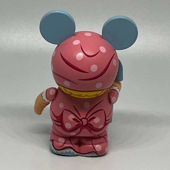 Disney Vinylmation “Little Bo Peep” 3 inch
figurine (rare) - Picture 2 of 2